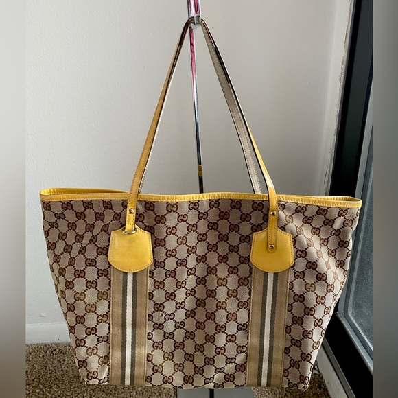 Gucci Handbags - 💯Authentic GUCCI GG Monogram Canvas Tote Bag